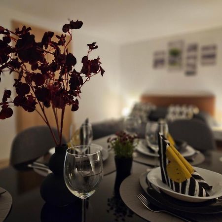Holiness Apartmanok Szeged Bagian luar foto