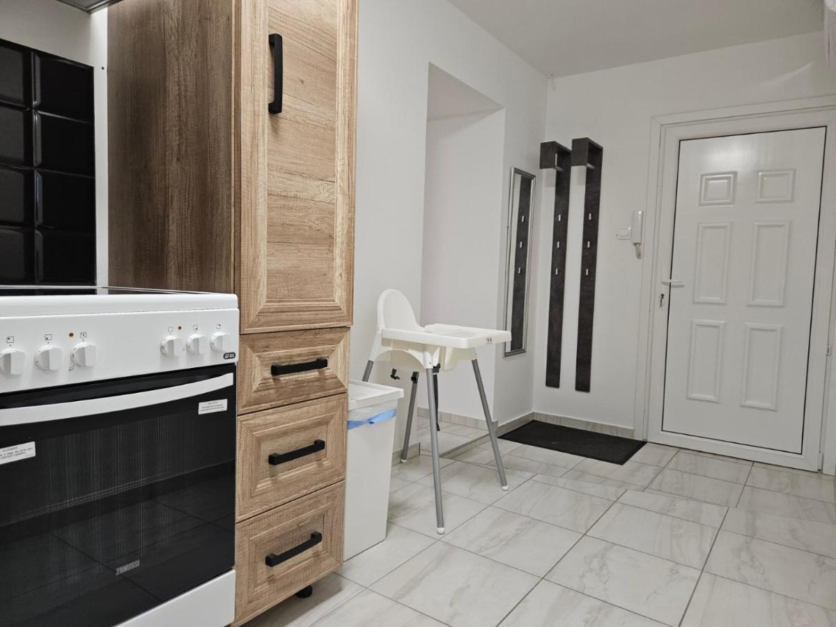 Holiness Apartmanok Szeged Bagian luar foto