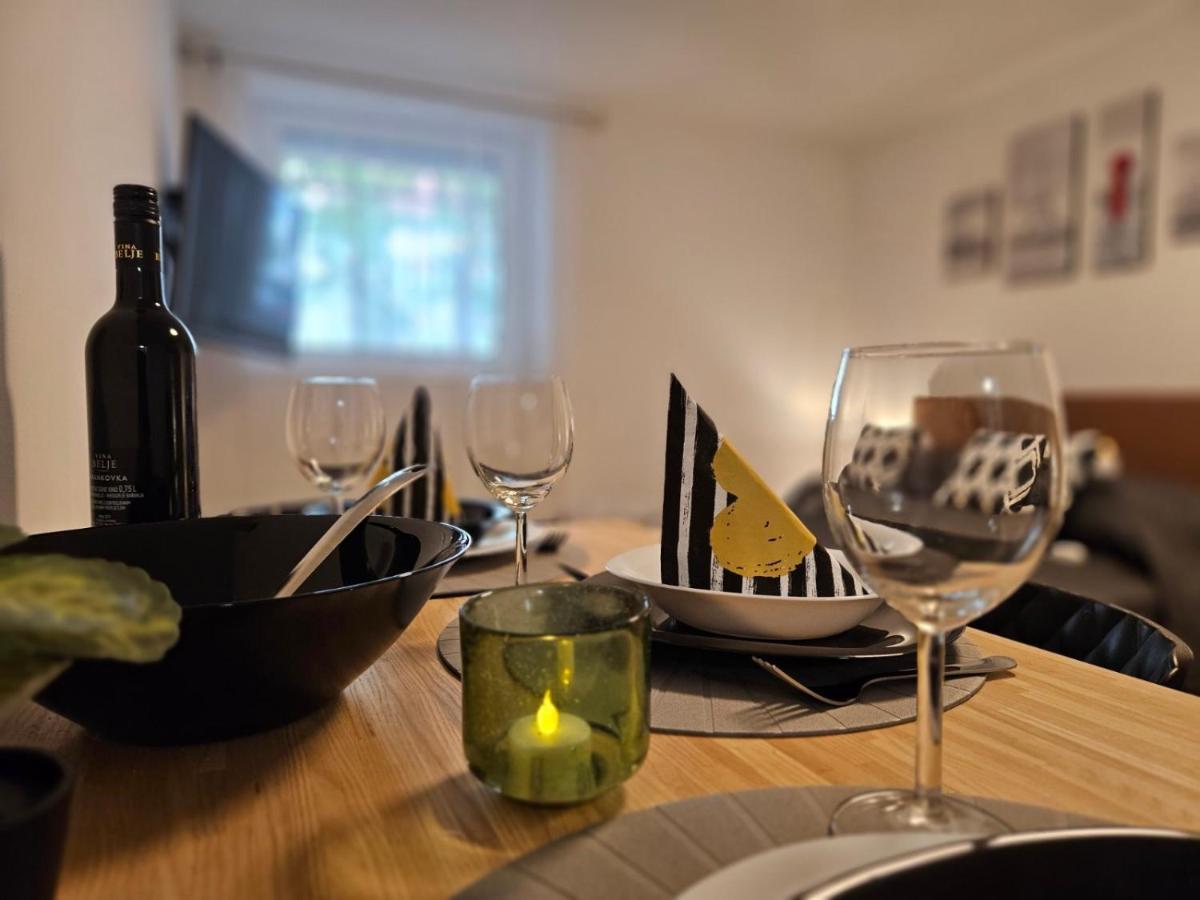 Holiness Apartmanok Szeged Bagian luar foto