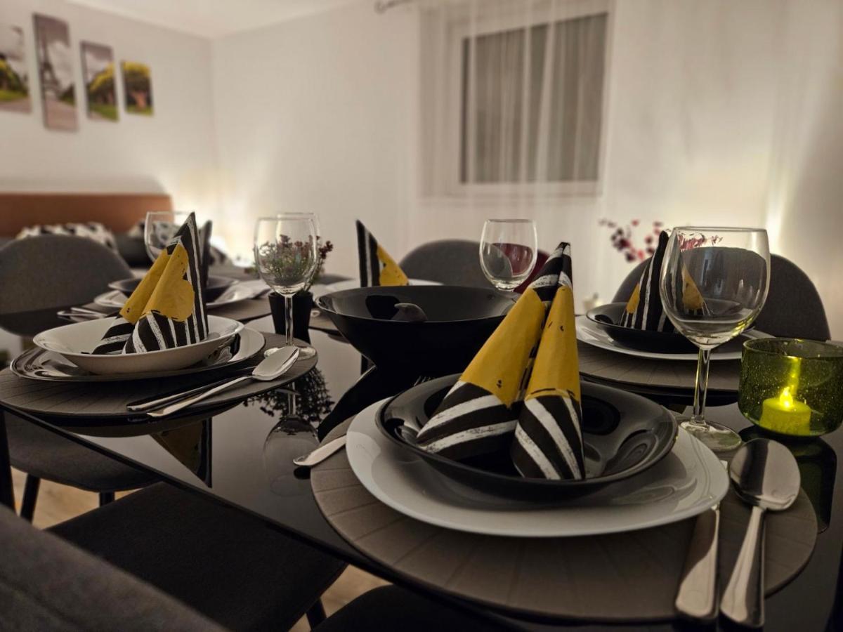 Holiness Apartmanok Szeged Bagian luar foto